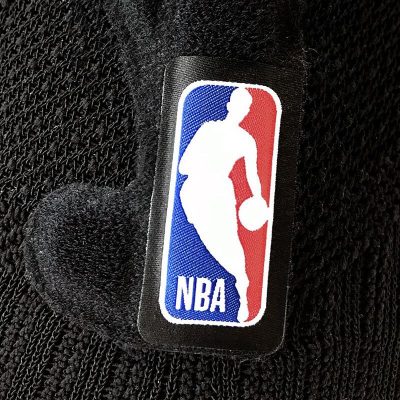 Picture of BAUERFEIND SPORTS KNEE SUPPORT NBA 'BLACK' 